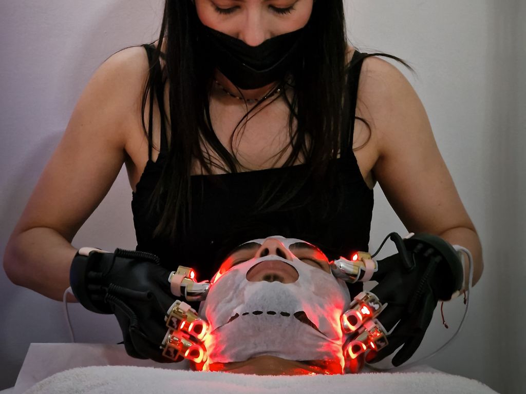 SKIN TOUCH DERMA EN GIJÓN